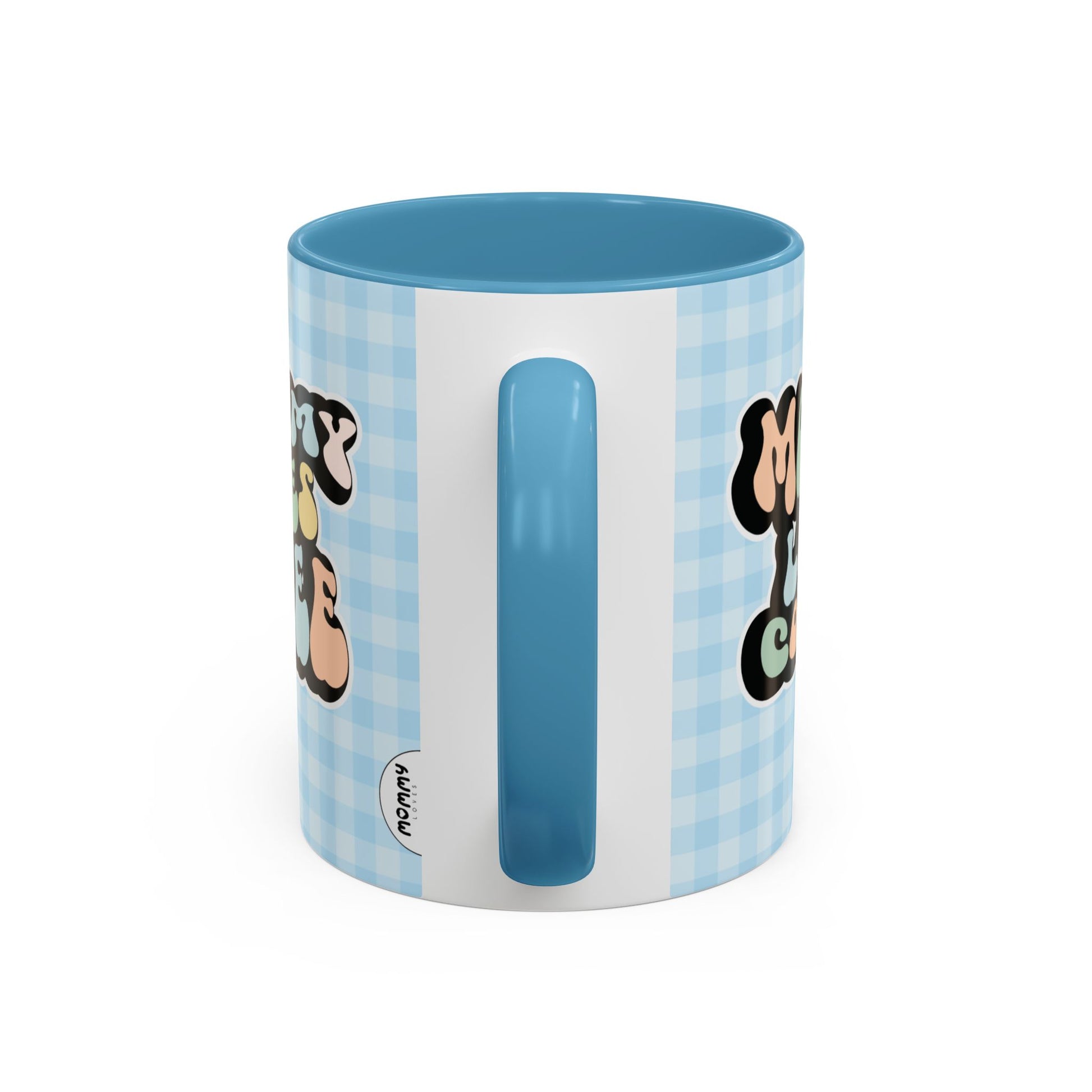 Perfect gift for mom. A decorative, 11oz ceramic mug. It’s wrapped in a light blue-white checkered background. In a happy and colorful 70s retro-style font it says Mommy Loves Coffee, on both sides.