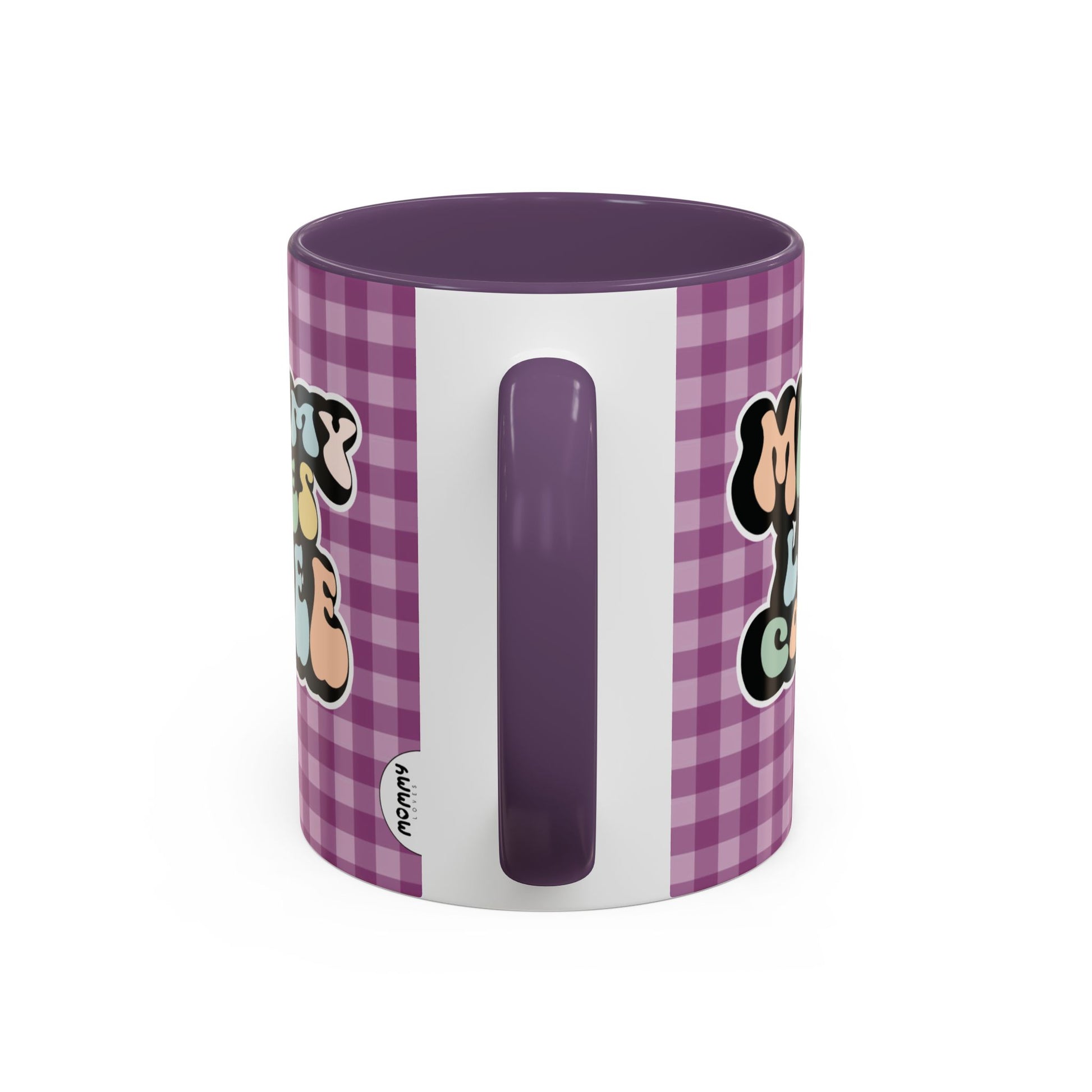 Perfect gift for mom. A decorative, 11oz ceramic mug. It’s wrapped in a purple-white checkered background. In a happy and colorful 70s retro-style font it says Mommy Loves Coffee, on both sides.