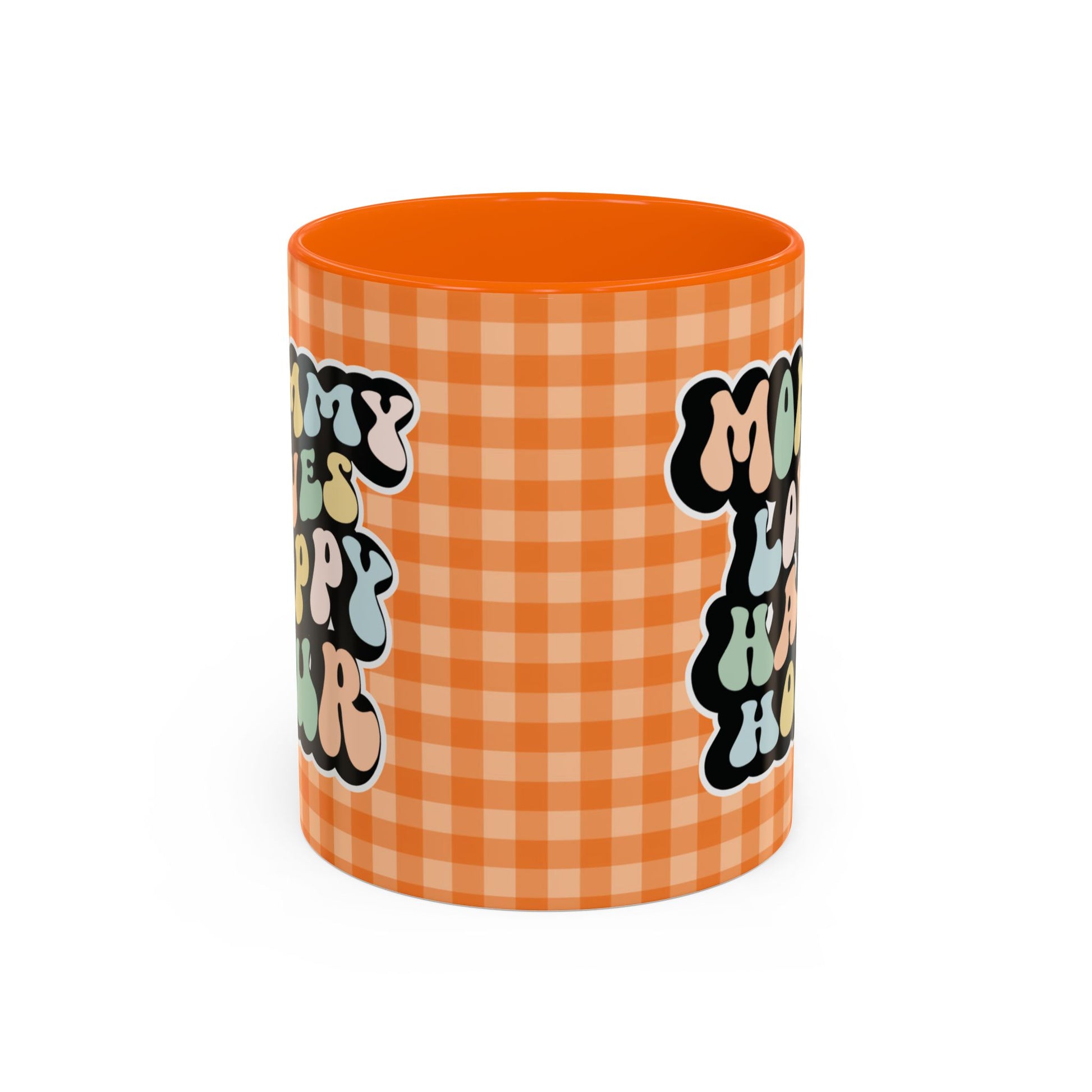 Perfect gift for mom. A decorative, 11oz ceramic mug. It’s wrapped in a orange-white checkered background. In a happy and colorful 70s retro-style font it says Mommy Loves Happy Hour, on both sides.